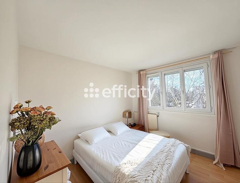 Appartement - 86 m² - 5 pièces