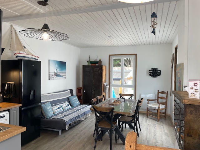 Maison - 89 m² - 8 pièces