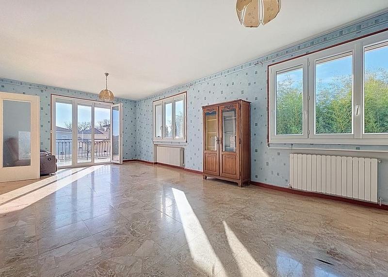 Maison - 102 m² - 4 pièces