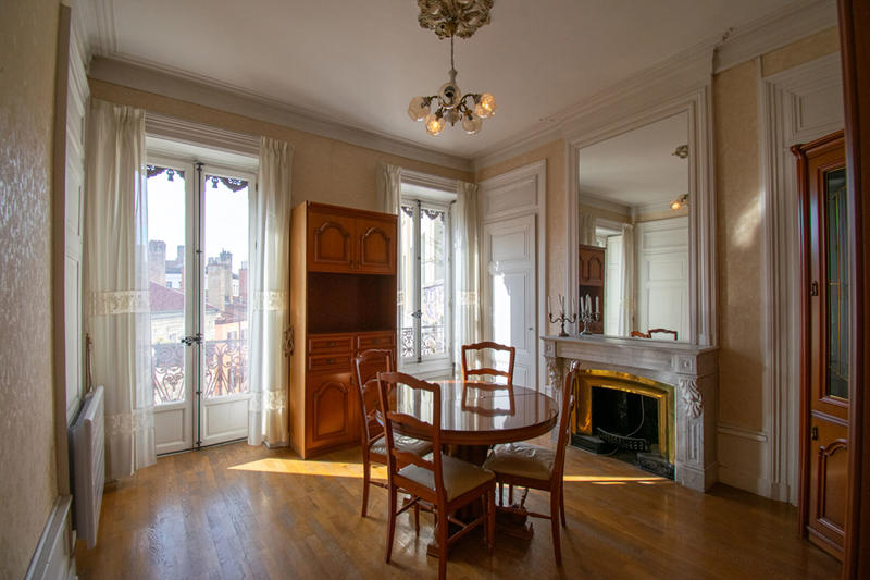 Appartement - 75 m² - 3 pièces