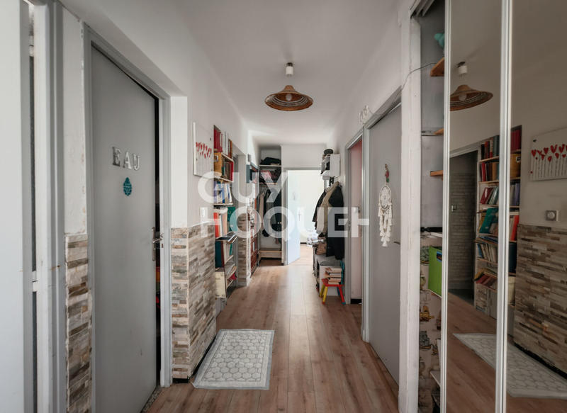 Appartement - 84 m² - 4 pièces