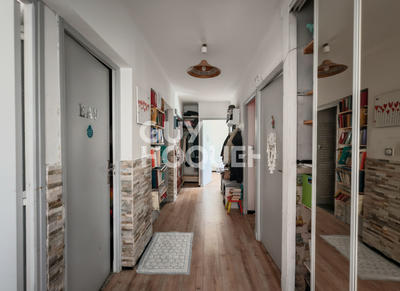 Appartement - 84 m² - 4 pièces