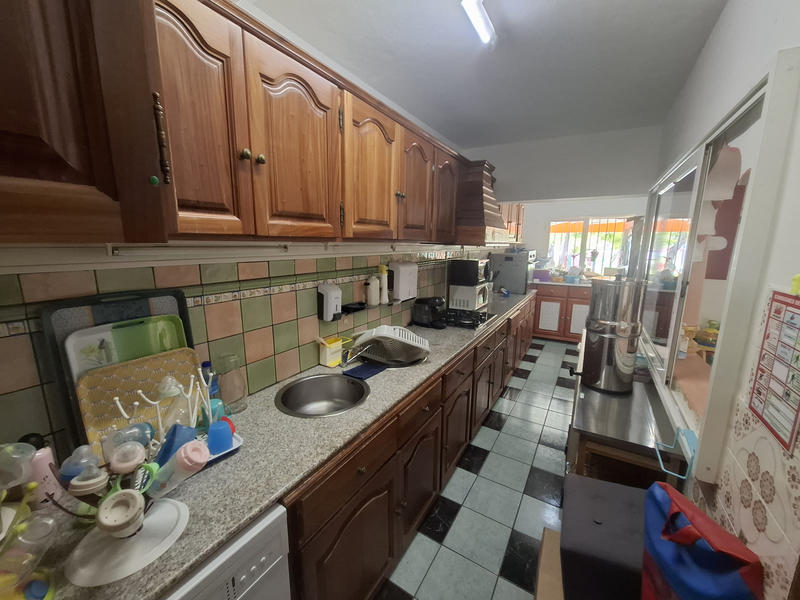 Maison - 120 m² - 9 pièces