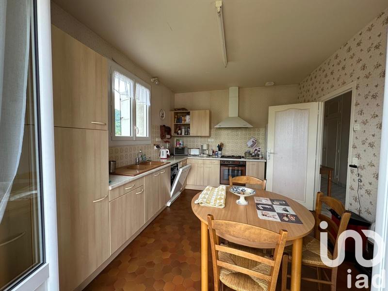 Maison - 183 m² - 7 pièces