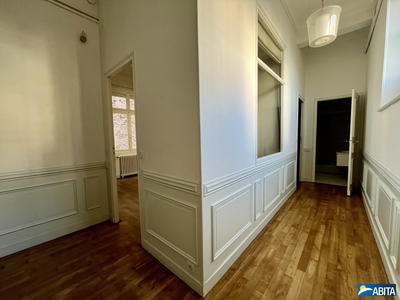 Appartement - 140 m² - 4 pièces