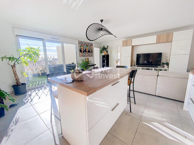 Appartement - 86 m² - 4 pièces