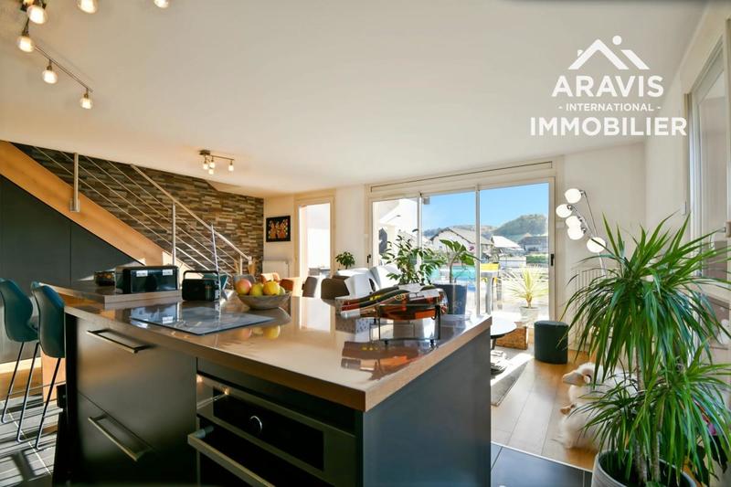 Duplex - 98 m² - 4 pièces