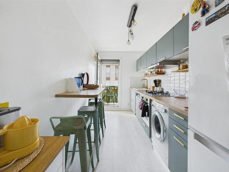 Appartement - 77 m² - 4 pièces