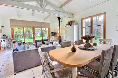 Maison - 173 m² - 8 pièces