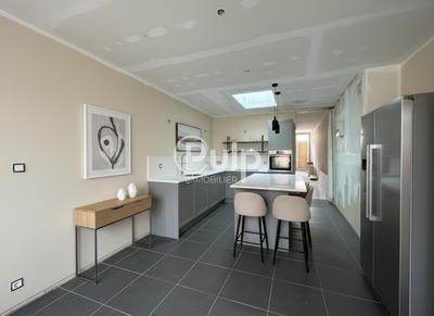 Maison - 87 m² - 4 pièces