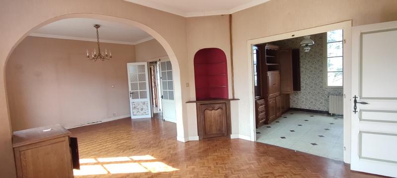 Maison - 180 m² - 6 pièces