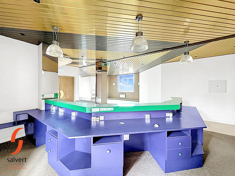 Bureau - 319 m²