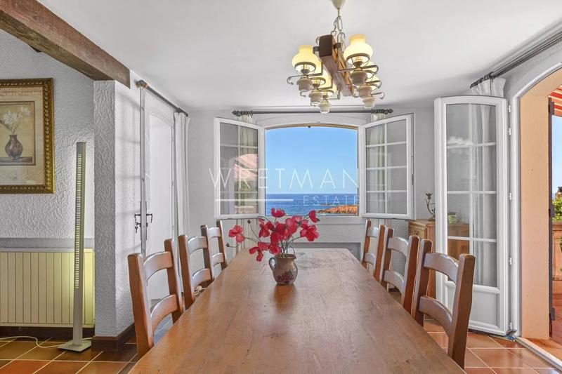 Villa - 212 m² - 6 pièces