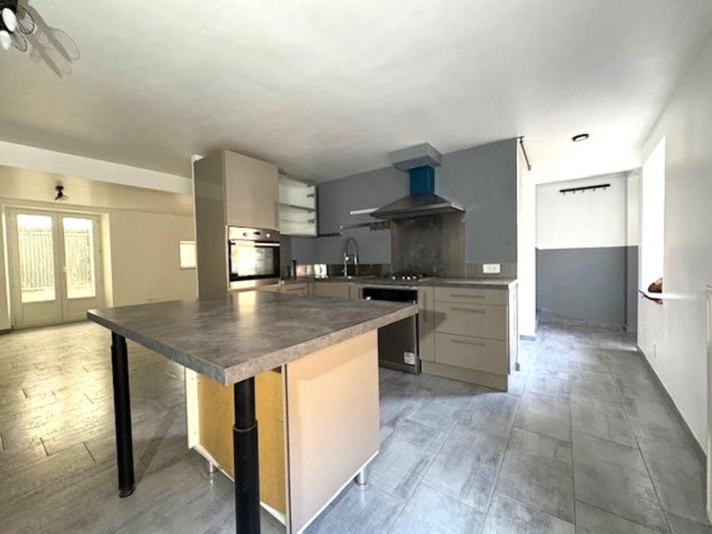 Maison - 94 m² - 5 pièces