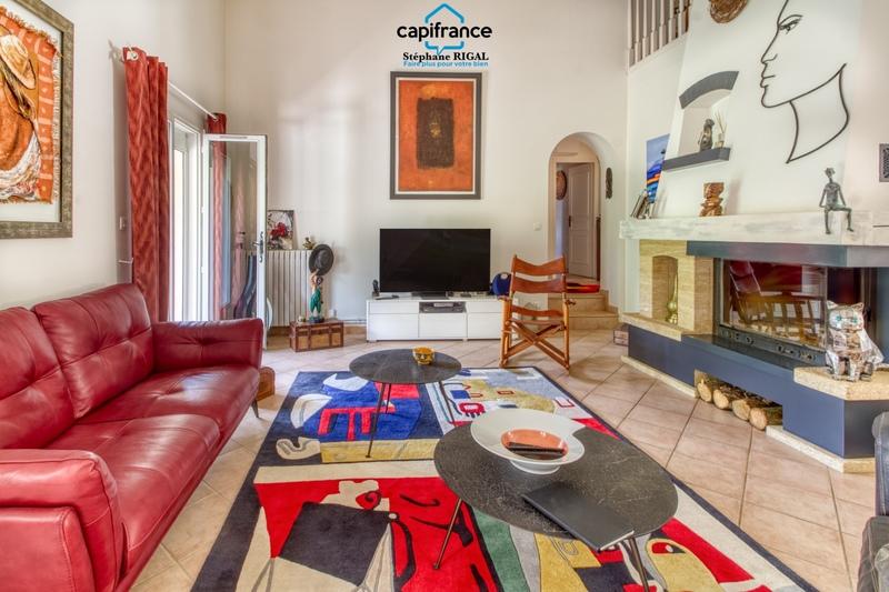 Propriété - 170 m² - 6 pièces