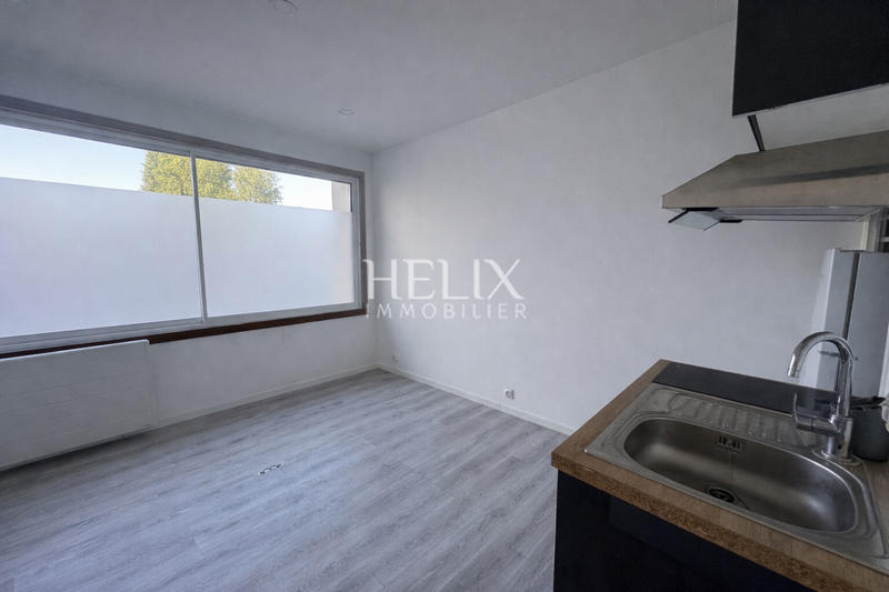 Bureau - 39 m² - 2 pièces