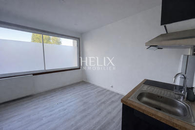 Bureau - 39 m² - 2 pièces