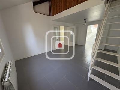 Appartement - 76 m² - 2 pièces