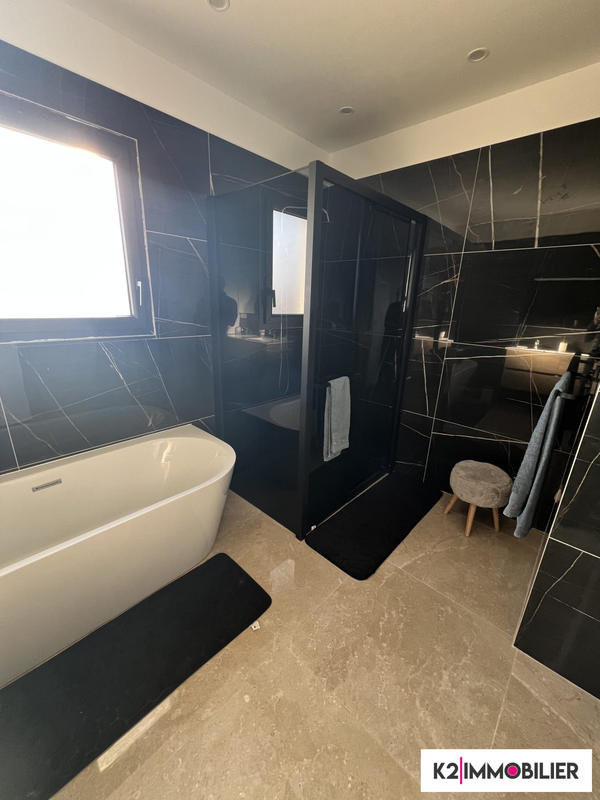 Villa - 160 m² - 5 pièces