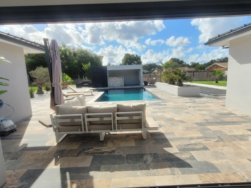 Maison - 147 m² - 5 pièces