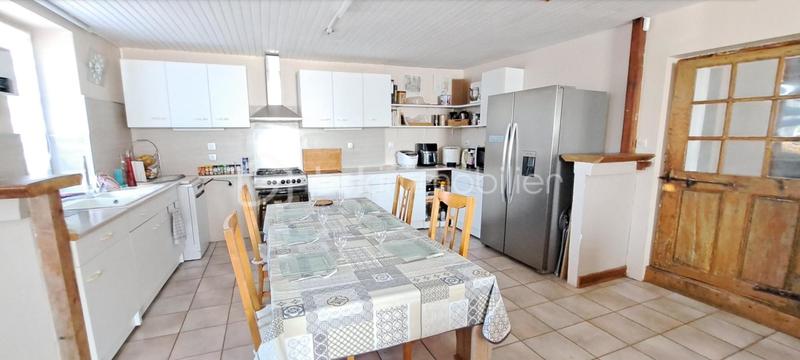 Maison de village - 179 m² - 6 pièces