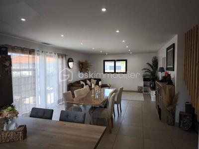 Villa - 135 m² - 5 pièces