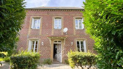 Maison - 160 m² - 8 pièces