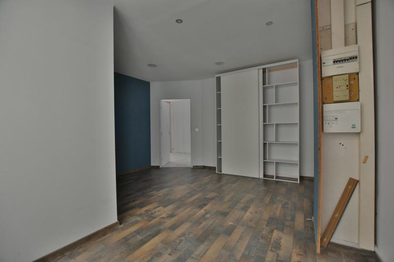 Local commercial - 105 m²