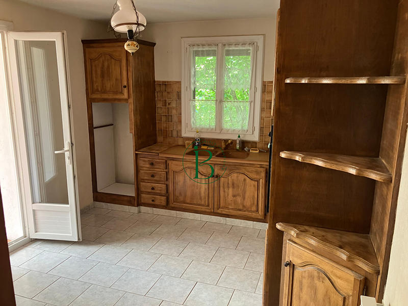 Villa - 242 m² - 6 pièces