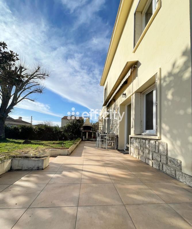 Maison traditionnelle - 120 m² - 5 pièces