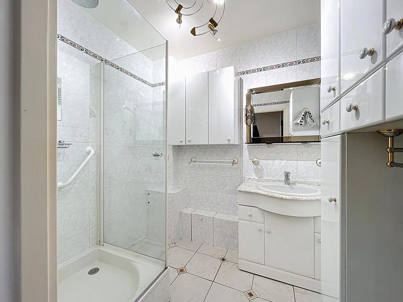 Appartement - 77 m² - 4 pièces