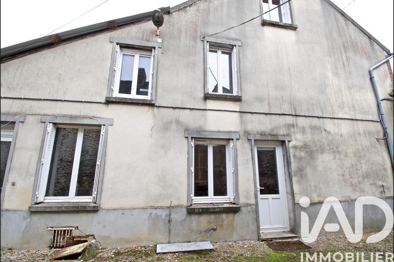 Maison - 104 m² - 4 pièces