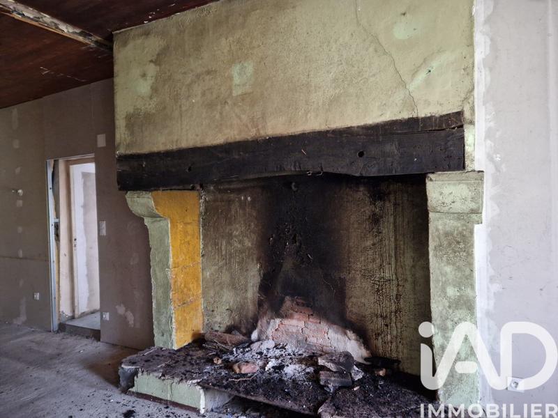 Maison - 250 m² - 1 pièce