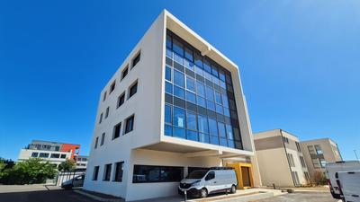 Immeuble - 144 m² - 1 pièce