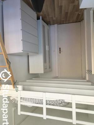 Chambre - 11 m² - 1 pièce