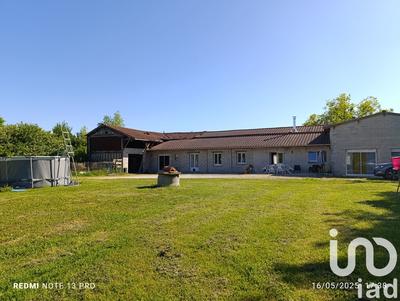 Maison de village - 246 m² - 8 pièces