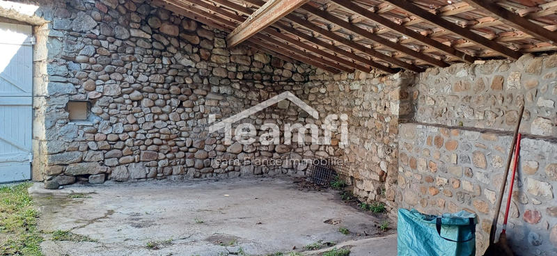 Maison - 61 m² - 5 pièces