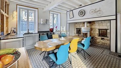 Maison - 143 m² - 4 pièces