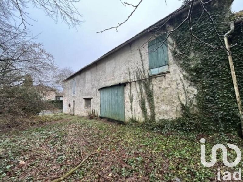 Maison - 200 m² - 1 pièce