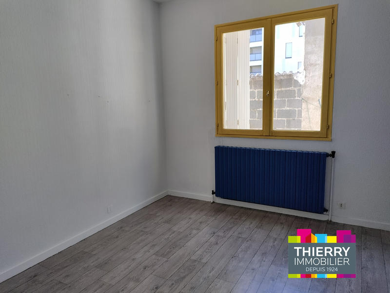 Maison - 186 m² - 7 pièces