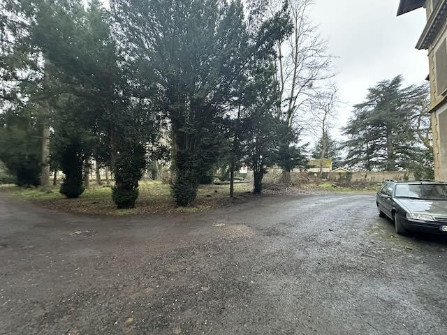 Appartement - 95 m² - 5 pièces