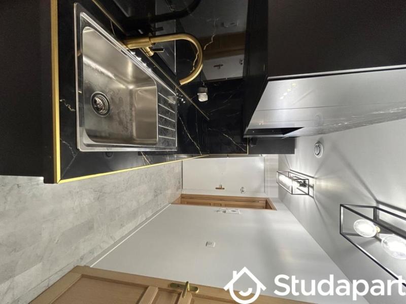 Chambre - 9 m² - 1 pièce