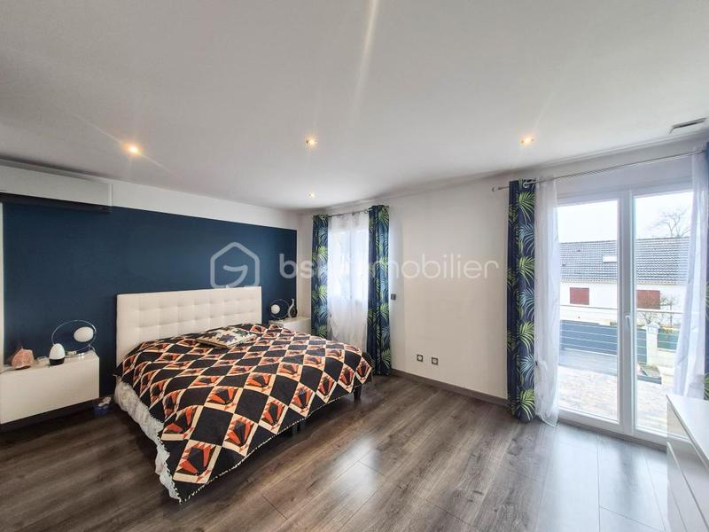 Maison - 150 m² - 7 pièces