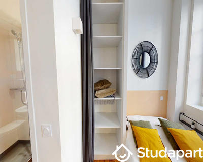 Chambre - 80 m² - 1 pièce