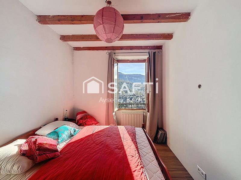 Maison - 93 m² - 6 pièces