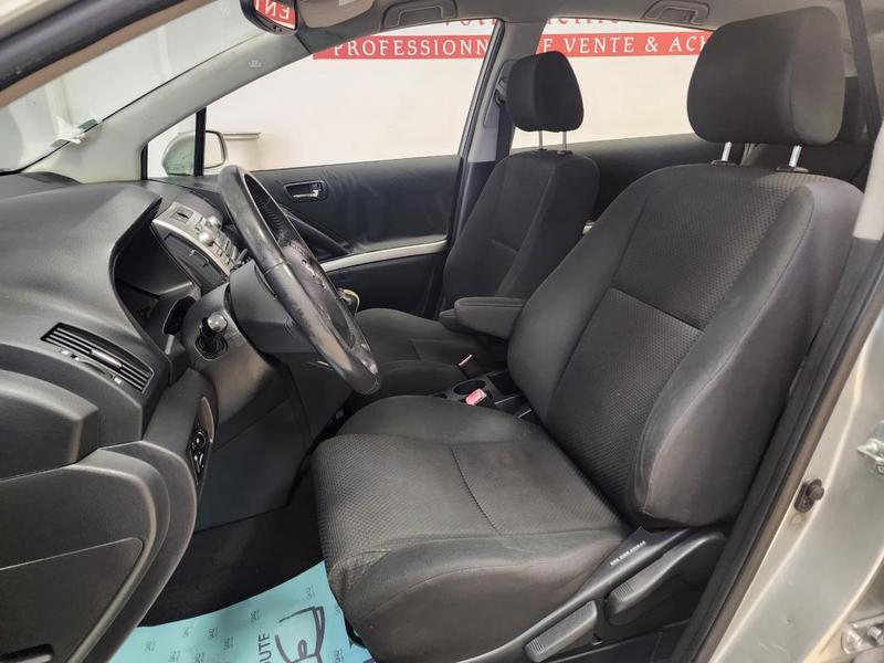 Toyota Verso Carolla 2.2 136cv Corolla