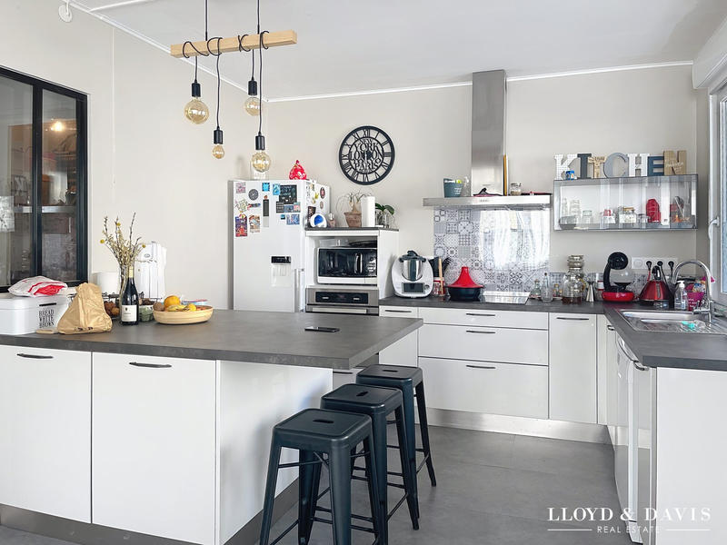 Maison - 142 m² - 5 pièces