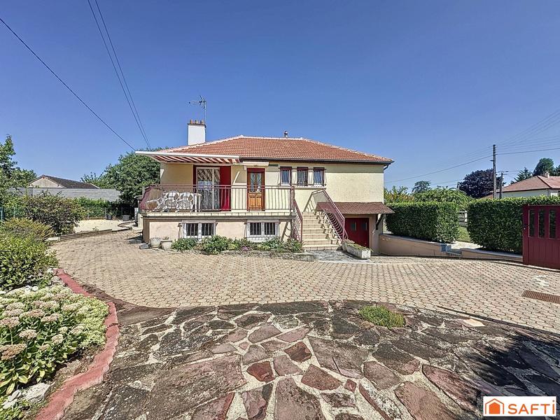 Maison - 104 m² - 6 pièces