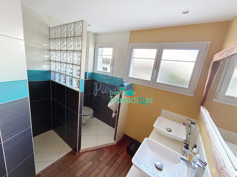 Maison - 157 m² - 6 pièces