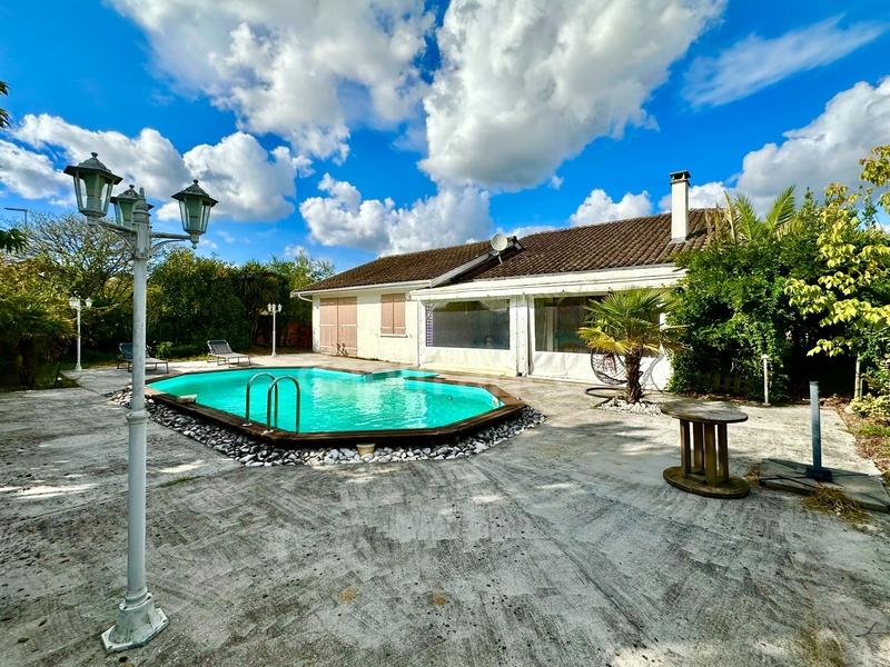 Maison - 104 m² - 4 pièces